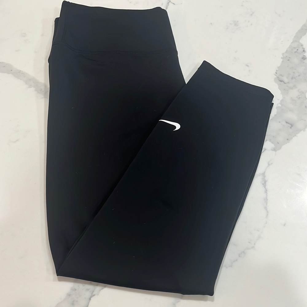 Nike dri fit size L leggings